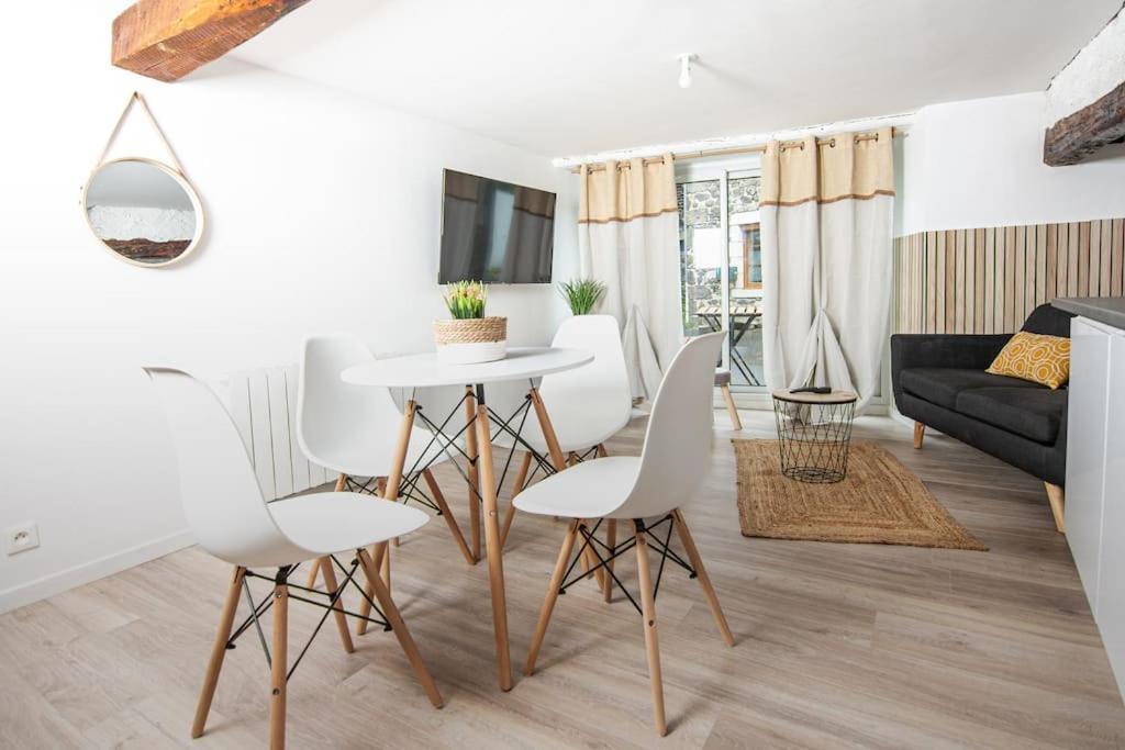 Magnifique Studio Au Coeur De Saint Paulien Appartamento Esterno foto